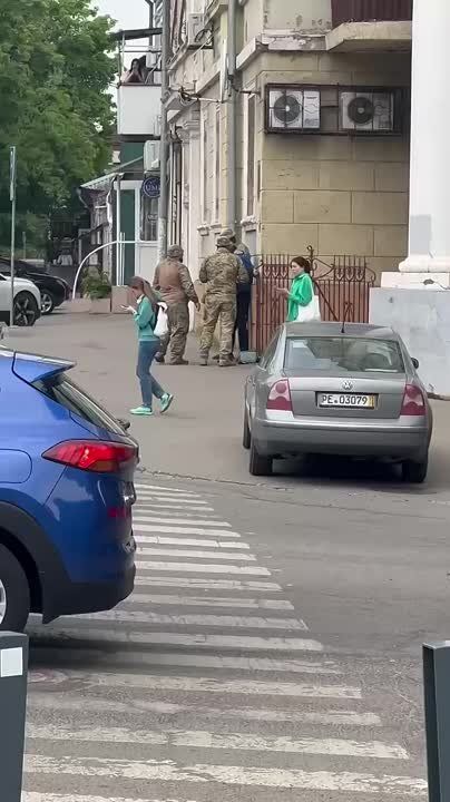 ������ �������� ����������� � ������