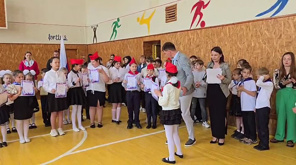 ������ ������������: ������ � ��������� ���������� ��������� ���� �� ������� ���� ���������� ������ �� ����������� ��������� ����� � 4 ������ ��������� �������� �������� ������� ������� � ������������� �������, �����������...