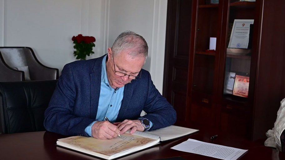 ������ ���������� ������� ����������� ���� ������������ ��� �������� ����� ����� � ���������