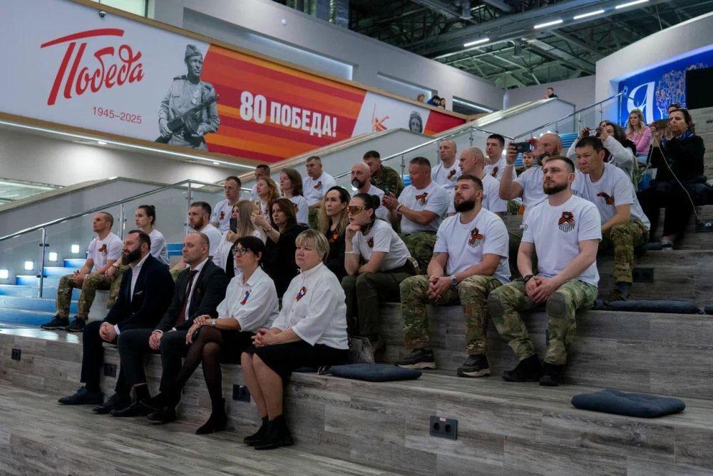 �������� ������ ����ͻ �� ���, ���, ���������� � ����������� �������� ��������� ������ � �������