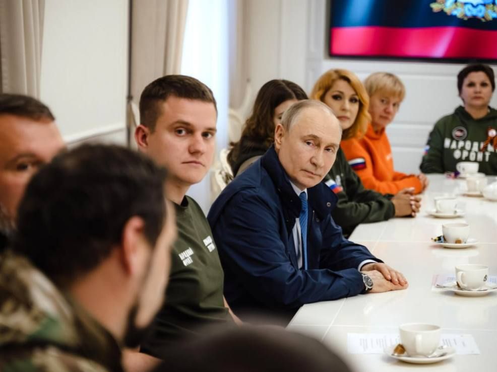 «Вся страна у нас сегодня – одна команда»: главные заявления Владимира Путина из поездки в Курскую область