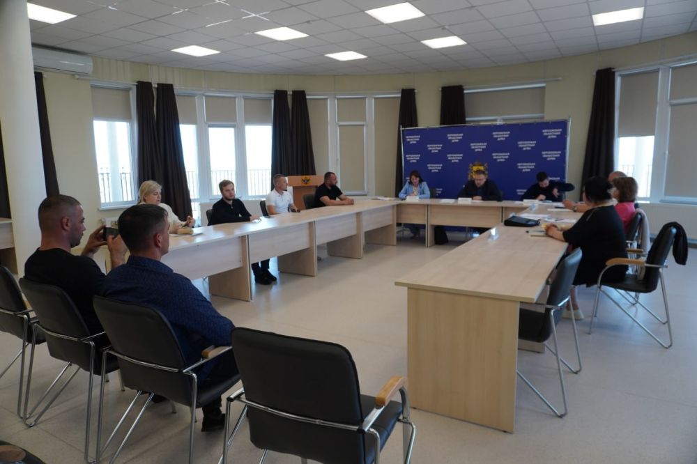 На заседании Комиссии по культуре, молодежной политике, физкультуре и спорту областной Думы обсудили работу спортивных секций региона