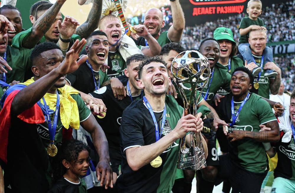 Поздравляем «Краснодар»!. Футбольный клуб «Краснодар» впервые в истории стал чемпионом России! «Зенит» – второй