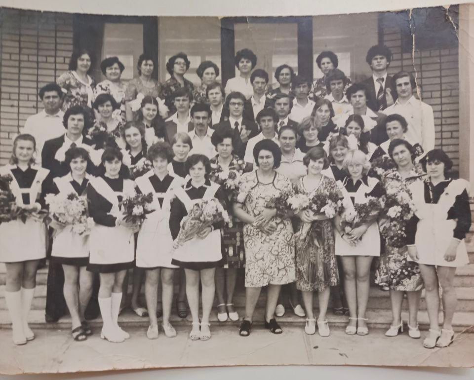 Выпускники. Последний звонок — и впереди целая жизнь