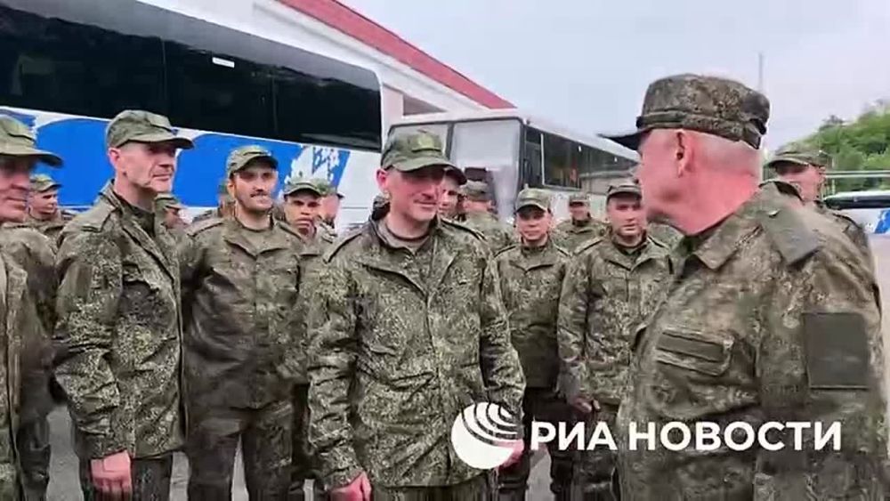 ���������� ������ �������� ����� ������������ ����� ������ 1000 �� 1000 �������