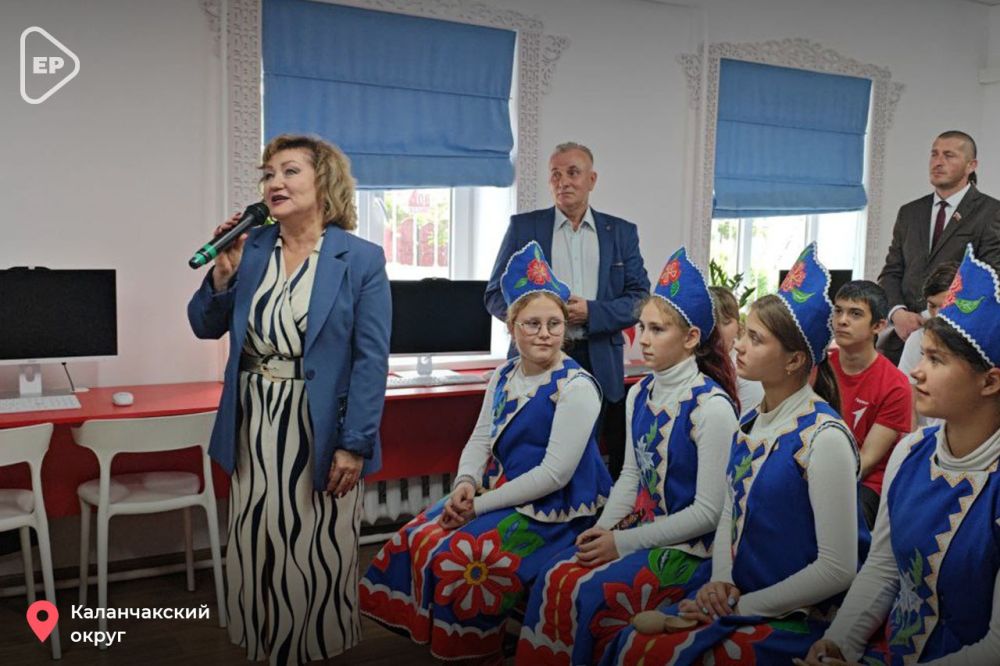 Праздничные акции в преддверии дня защиты детей начались в Херсонской области в рамках партийного проекта «Крепкая семья»