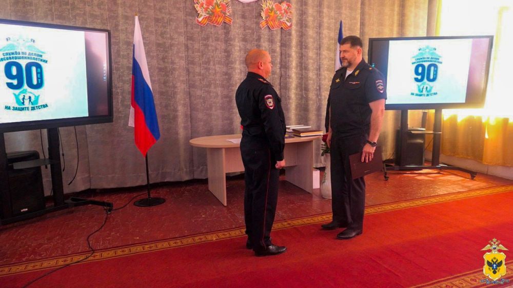 ����������� �� ��� ������ �� ���������� ������� � ���������� 90-����� ������ �� ����� ������������������ ��������� ������ �����������