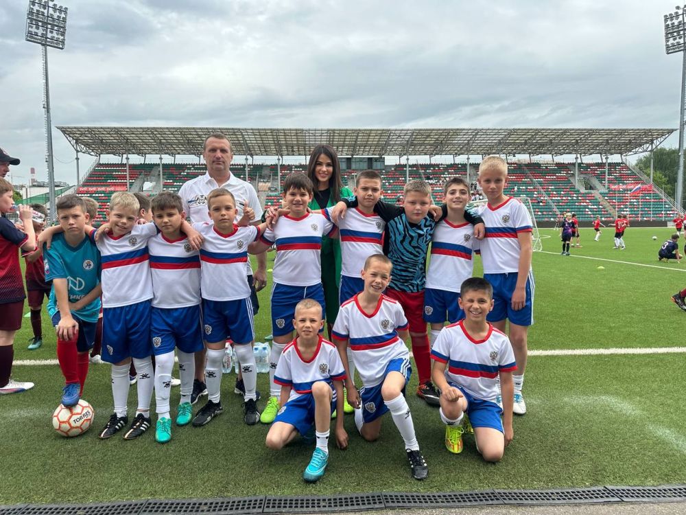  !.        ,   ,   ,           !        , ...