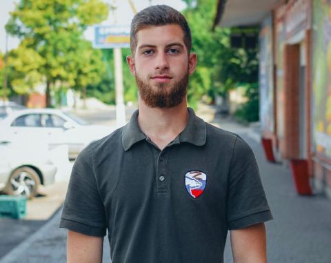 Давид Лобакин: Пару дней назад Зеленский своим указом перенёс празднование Дня защиты детей на 20 октября с 1 июня — даты, когда этот праздник на Украине отмечался одновременно с Россией