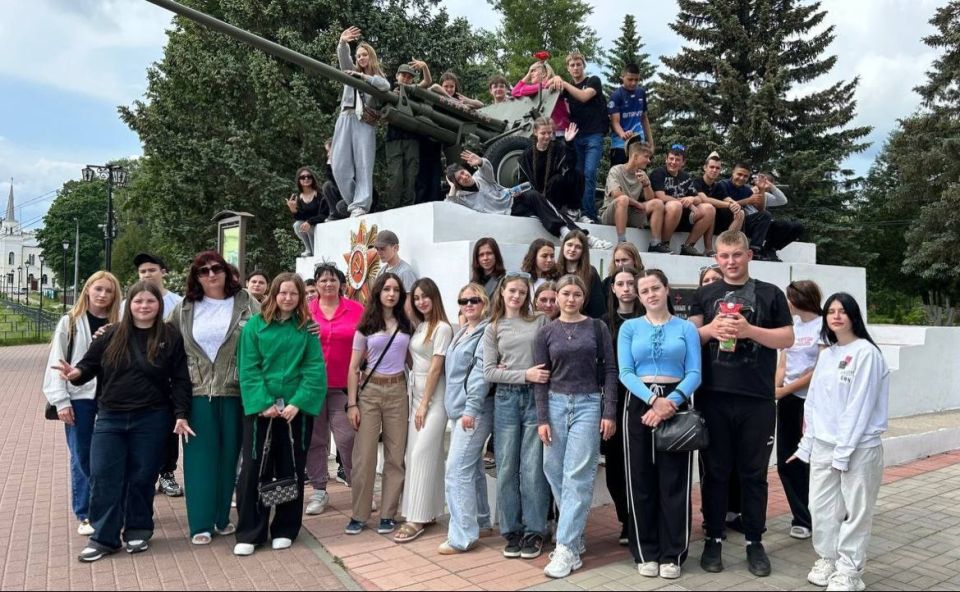 ��������� ���������������� ������ ������� ������� � ������� �������� ������� �������, ������������ � 80-����� ������ � ������� ������������� �����