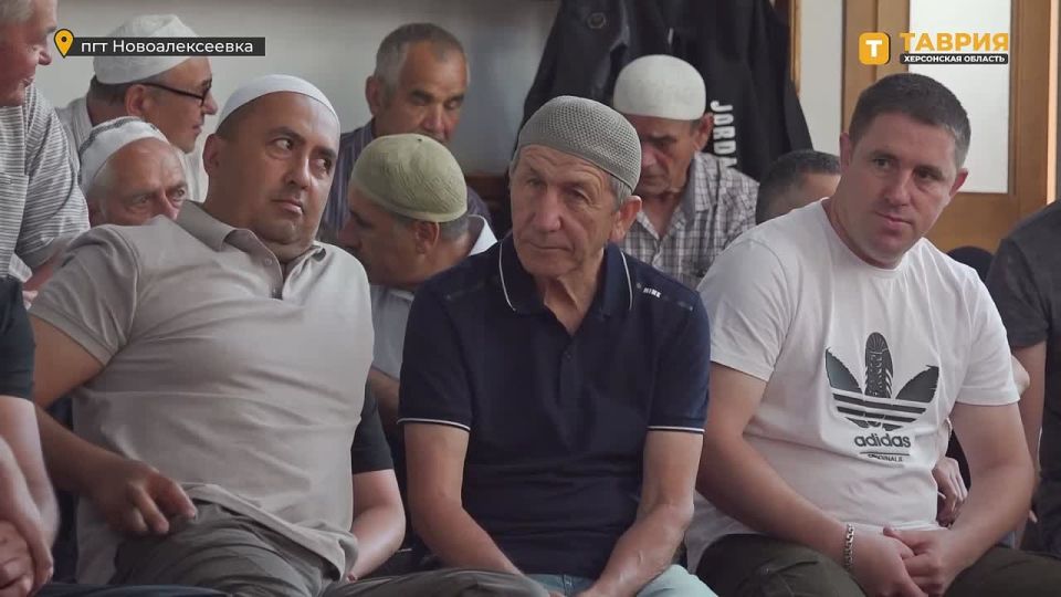 В Новоалексеевской мечети провели праздничный намаз по случаю Курбан-байрама