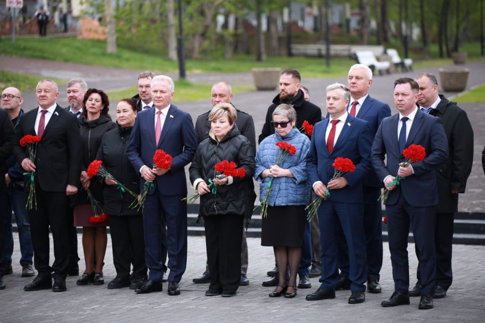 ������������ ���������� ��������� ���� ������� �������� ������� ������� � ������������, ����������� 30-������� ������ ��������������� ������ ��������