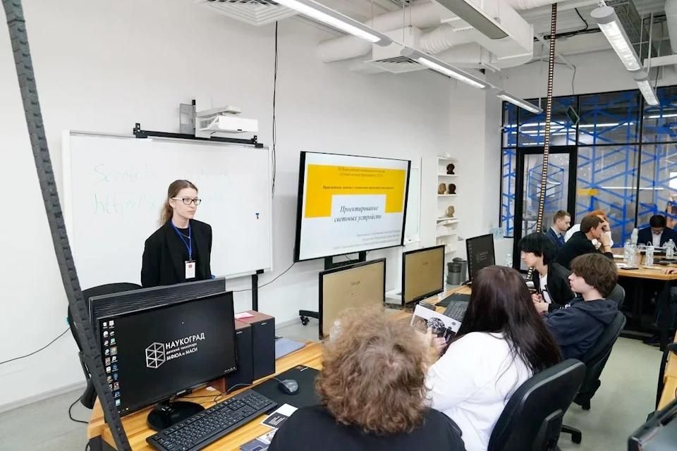 В образовательном тренде: Сотрудница Херсонского многопрофильного колледжа стала участницей конкурса «Лучший молодой преподаватель»