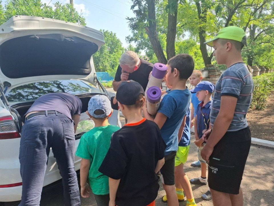 Надежда Бабешко: Ярким событием для обучающихся ГБОУ ХО «Любимовская школа Ивановского района» стало получение ценного спортивного подарка от спортсменов из Белореченского района Краснодарского края