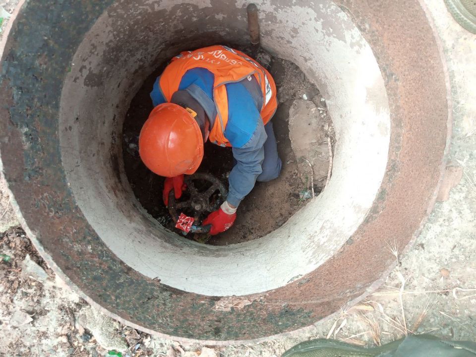 Проведены работы по облуживанию водопроводной инфраструктуры в Горностаевском округе