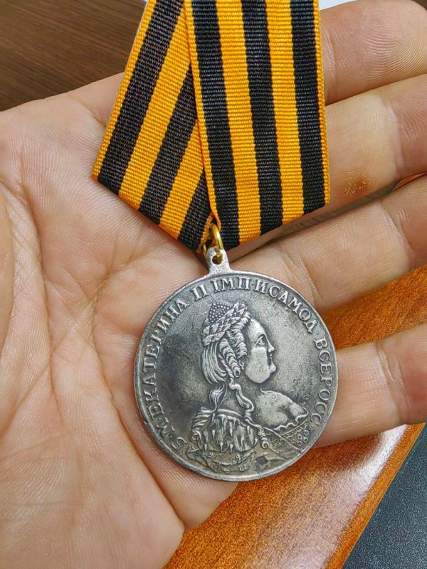 Игорь Кастюкевич: Больше года назад на одном из молодежных патриотических форумов я познакомился с Шаниным Андреем, он руководитель музея ветеранов локальных войн и военных конфликтов из города Чапаевск