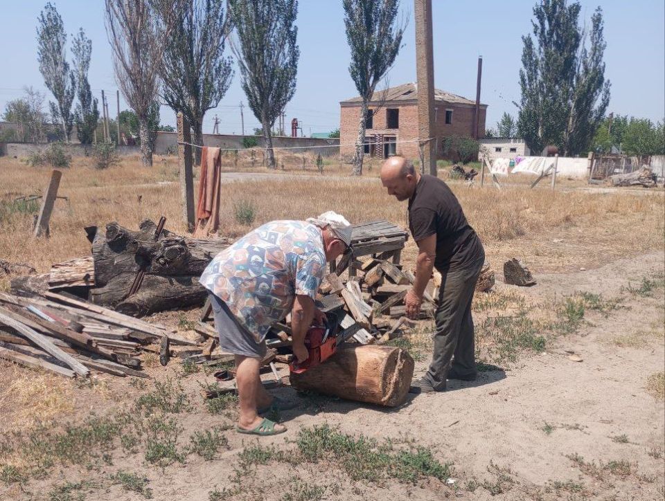 В Новой Каховке благоустраивают приют для бездомных животных