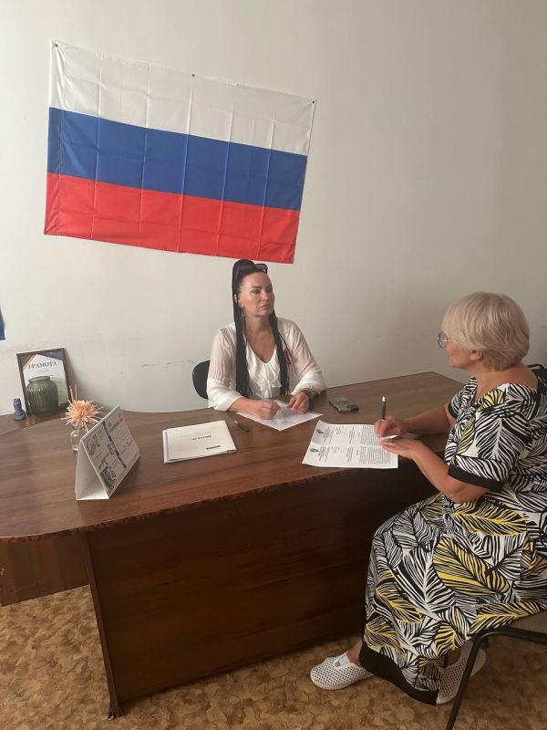 Прошла рабочая встреча руководства аппарата Совета депутатов с первым заместителем Главы Каховского округа Анжелой Андрющенко