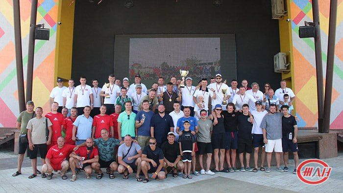 С 9 по 11 июня в пгт. Кирилловка Запорожской области железнодорожники Новороссии провели традиционные соревнования по мини-футболу, посвященные Дню России