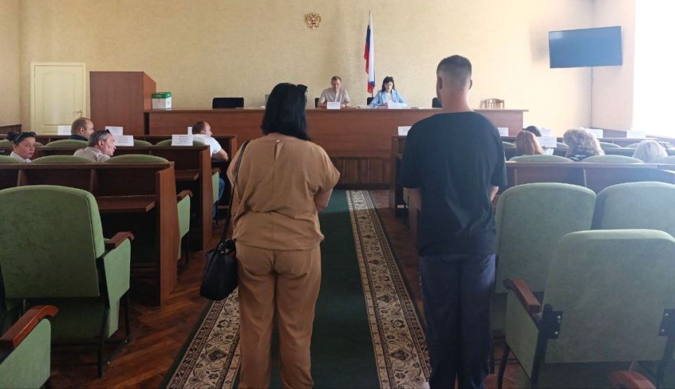 11 июня в администрации Генического МО состоялось очередное заседание комиссии по делам несовершеннолетних и защите их прав