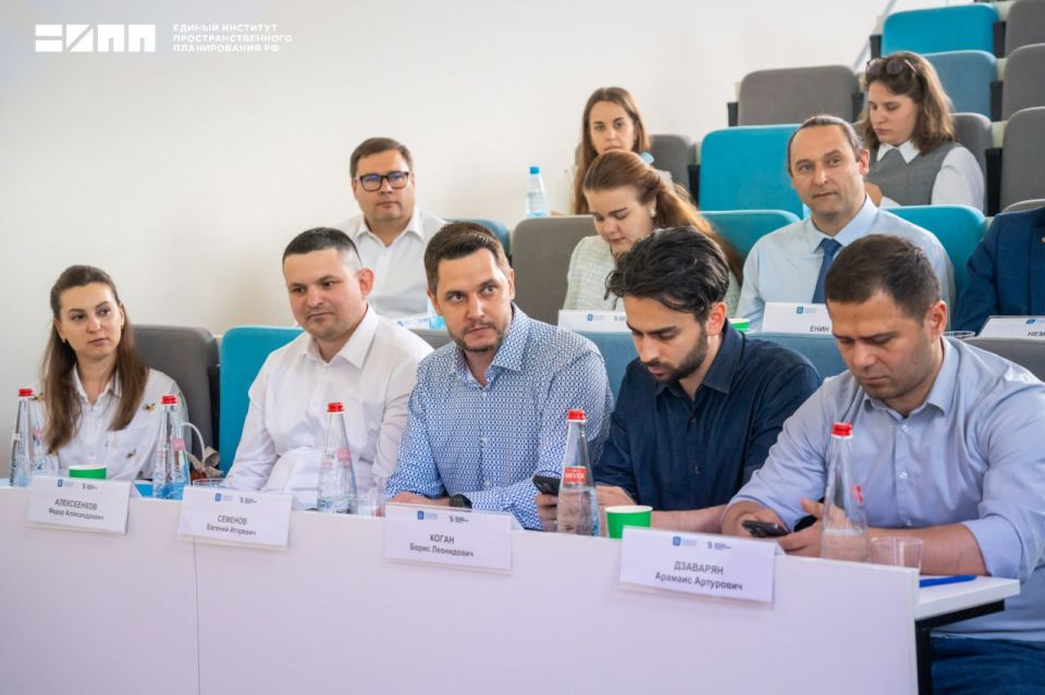 Новые проекты для транспортного развития Новоалексеевки Херсонской области представили в Российском университете транспорта