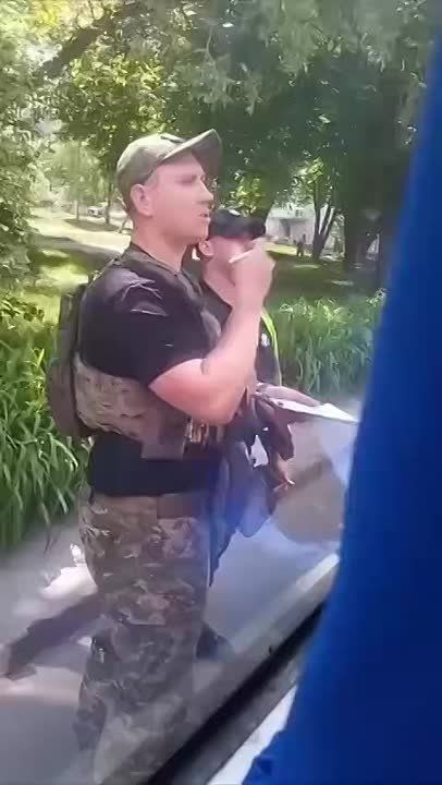 "� �� ������ ��� �����!" � ������ �������, �������� ���������� ��������, ������ �� ���������� ������ �� ����, � ��� �������� � �������