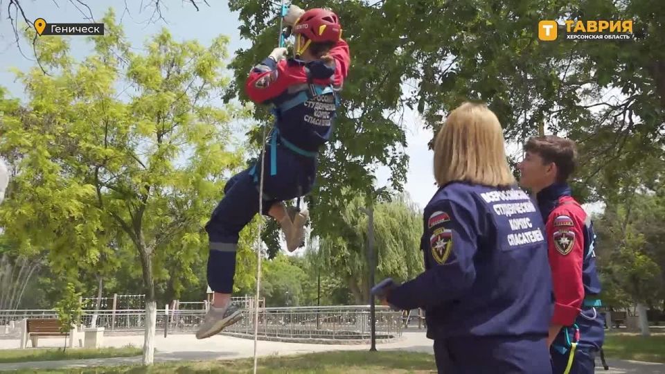 "Нас не сломить": сенатор от Херсонской области поделился воспоминаниями празднования Дня России в Херсоне