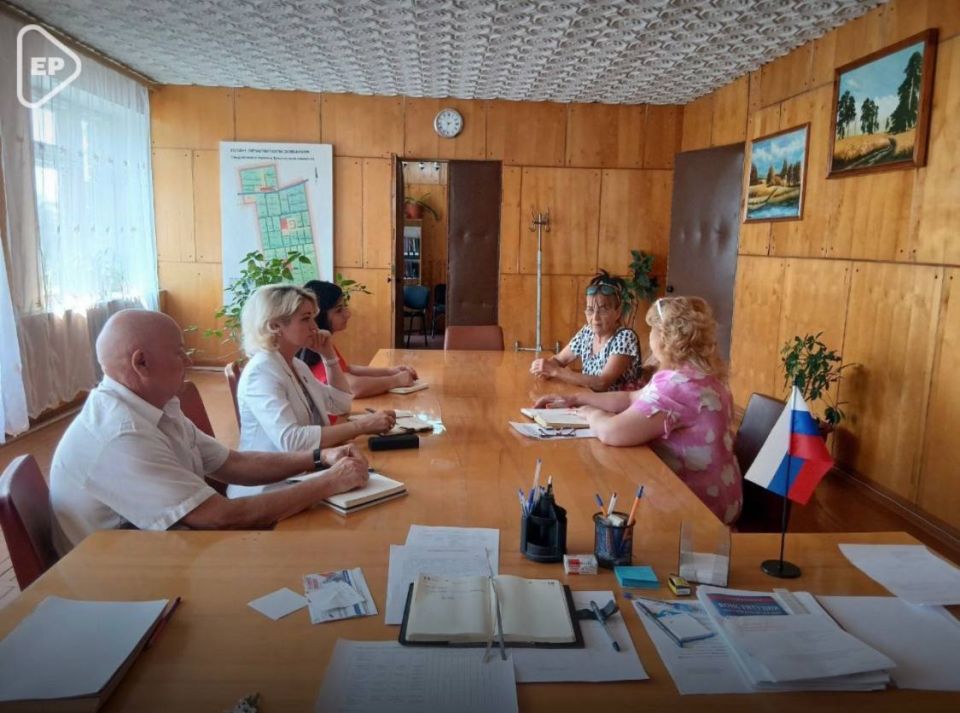 Депутаты областной Думы от партии «Единая Россия» провели выездные приемы граждан