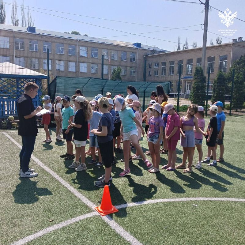 ����� 100 ���������� ������� ������� � ���������� ���������, �������������� ���������� ����