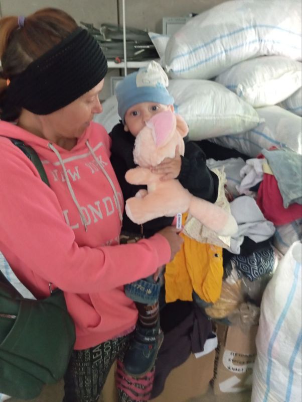 Филиал #МЫВМЕСТЕ в пгт. Новотроицкое помогают