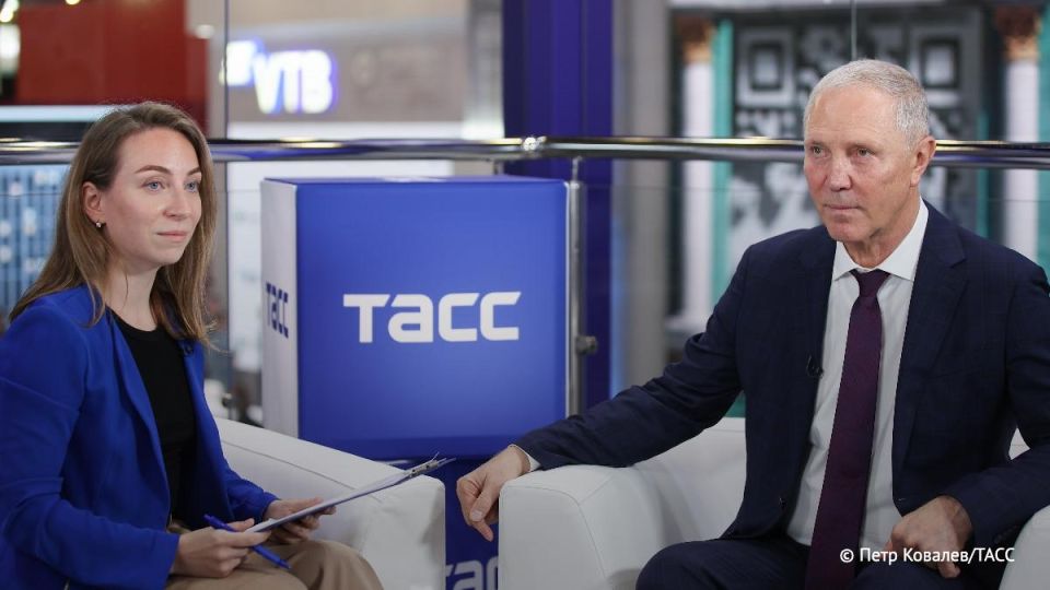 ������ �������� ��������� � �����-�������, ��������� ����������� � �����-���� ���