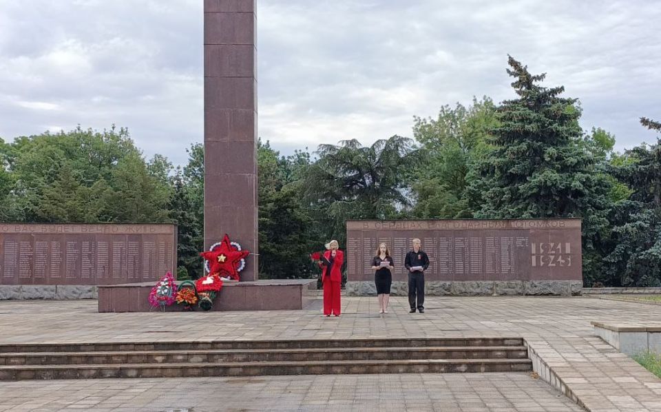 ������ �������� ������� ������ ������-�����������, �������� � ������� ������������� �����