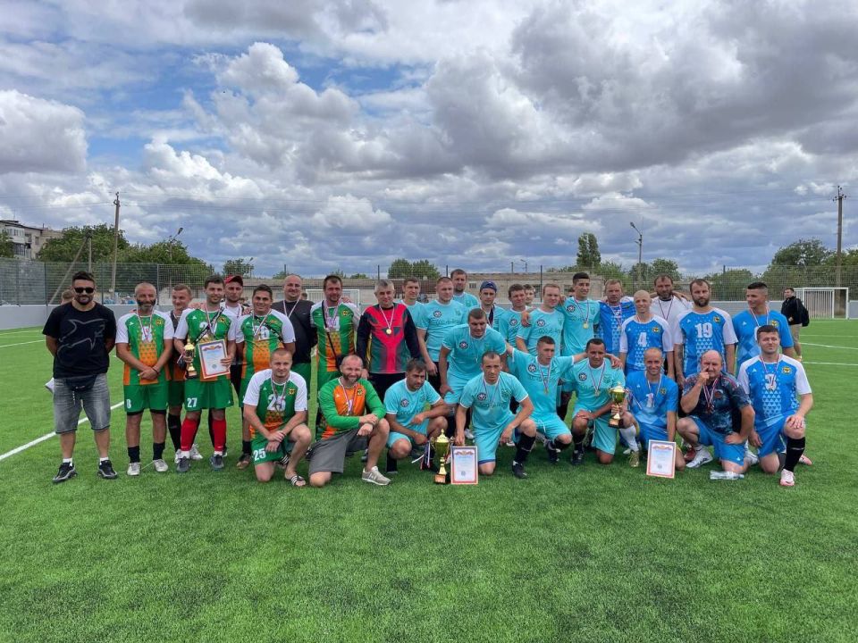 21       &quot;&quot;             88