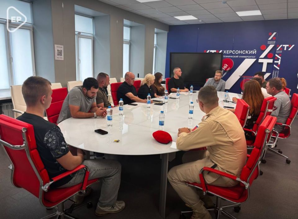 Как пресечь и не допустить экстремизм в некоммерческих организациях Херсонской области обсудили на заседании проекта «Добрые встречи с НКО»