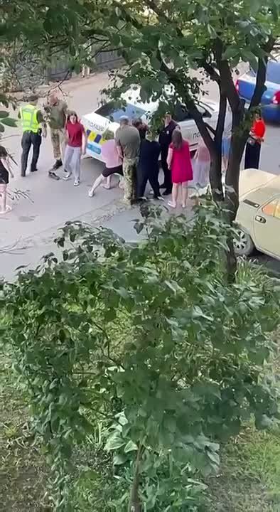 ����������� ������� ������ �������� � ��������� �� ��� � �������