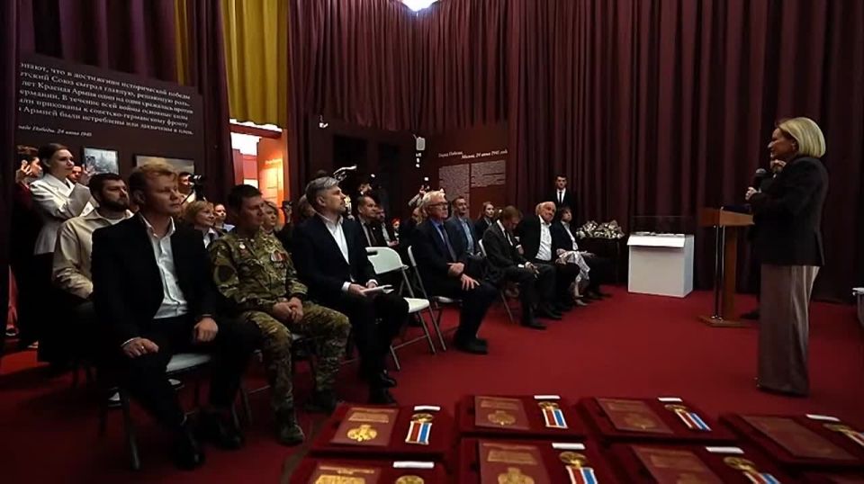 ������ ������ ������� ������ ���������� ������������