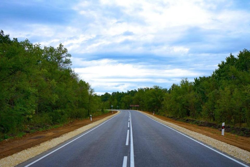 �������� ����������� ����� 700 �� ��������� � �������������� ��������