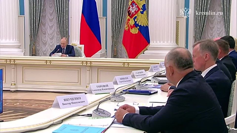 Энвер Абдураимов: Путин поручил ускорить восстановление и развитие исторических регионов России: ключевые задачи, приоритеты и итоги