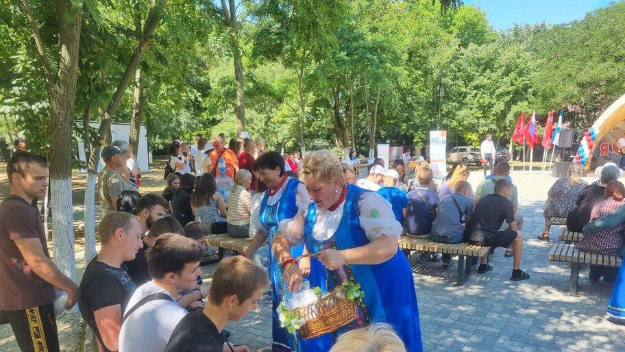 ����� 1050 ������� ������ � ���������� ������� � ������ ����