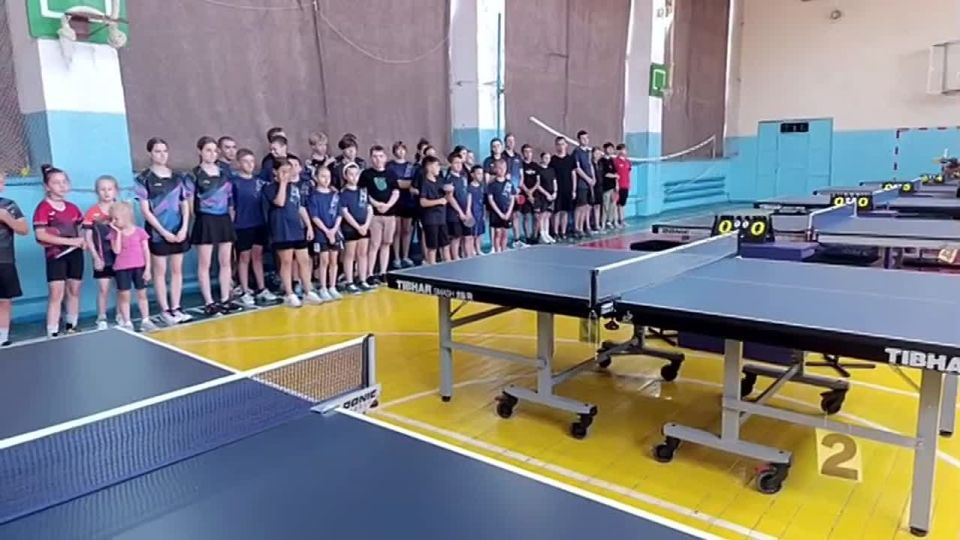 В Геническе стартовал Фестиваль настольного тенниса