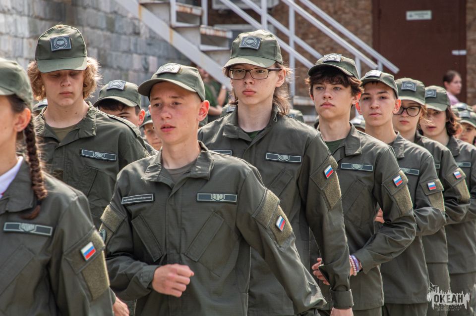 Триста детей из 15 регионов России примут участие в смене «Время юных героев» на Дальнем Востоке