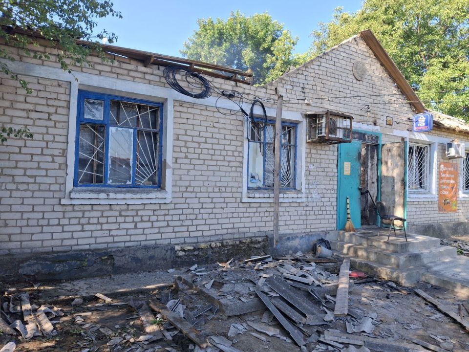 Руслан Хоменко: Украинские нацисты продолжают атаковать мирное население Херсонской области, подвергая его постоянным обстрелам и атакам беспилотников, под прицелом вражеских дроноводов регулярно находится Алешкинский округ