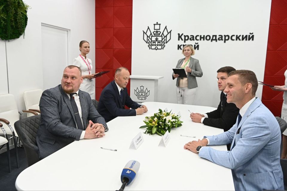    XV    -2025                ...