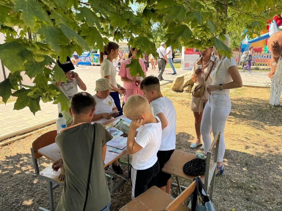 �����, ������ � ��������. ����������� �����������, ����������� ��� �����, ����� � ��������, ���������� 5 ���� � ���������� ����� �������� � ������ ��. �.�. ��������