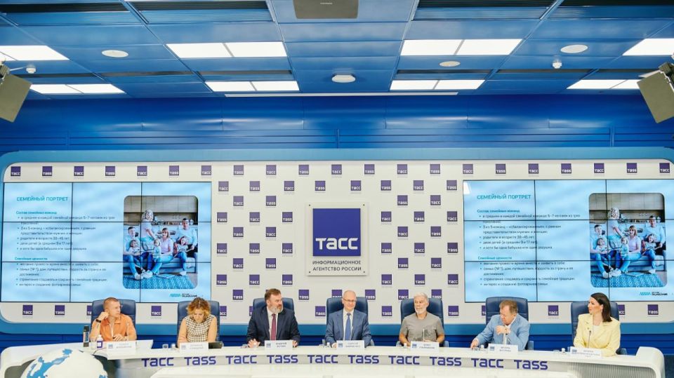 ����� ������� ������ � ����� � �����