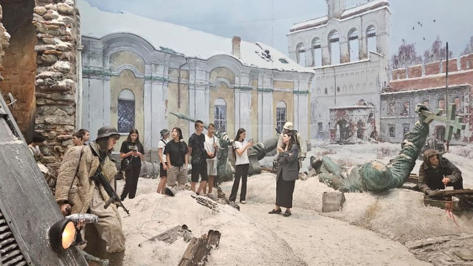 ����� 140 ������� ����� �� ���������� ����������� � �������, ����������� 80-����� ������