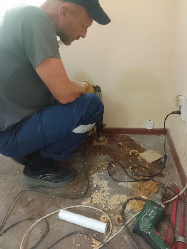 Рязанская бригада продолжает работы в здании Крестовского управления