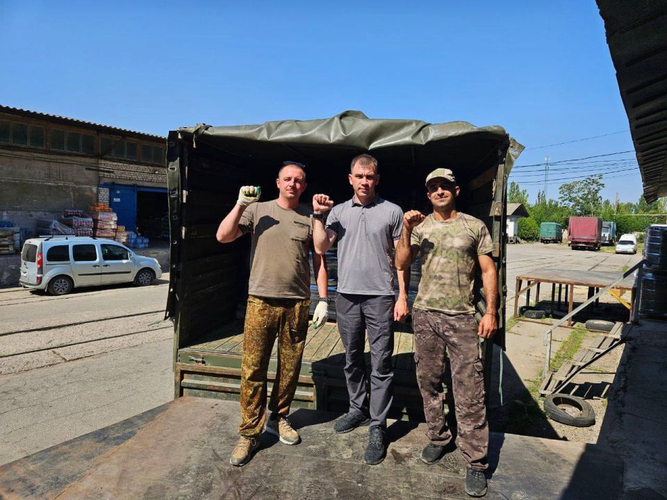 Рамиль Замалетдинов: Отправили очередную партию питьевой бутилированной воды в поддержку наших защитников