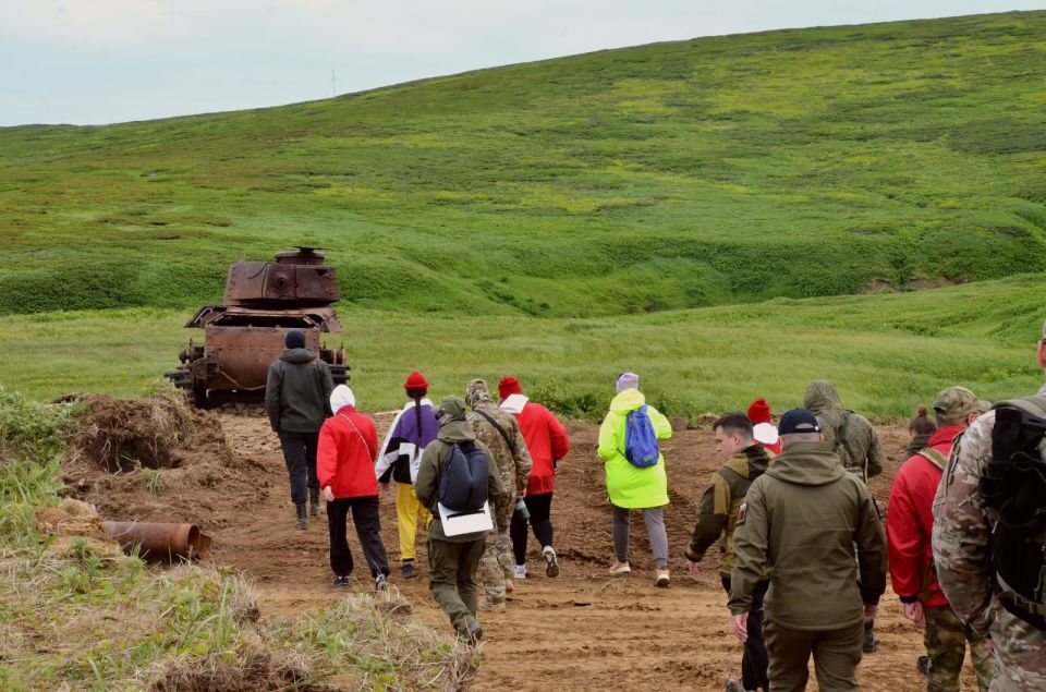 Первая группа курсантов и инструкторов Центра «ВОИН» прибыла на остров Шумшу