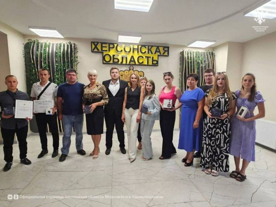 Энвер Абдураимов: В Херсонской области наградили лучших волонтёров проекта ФКГС